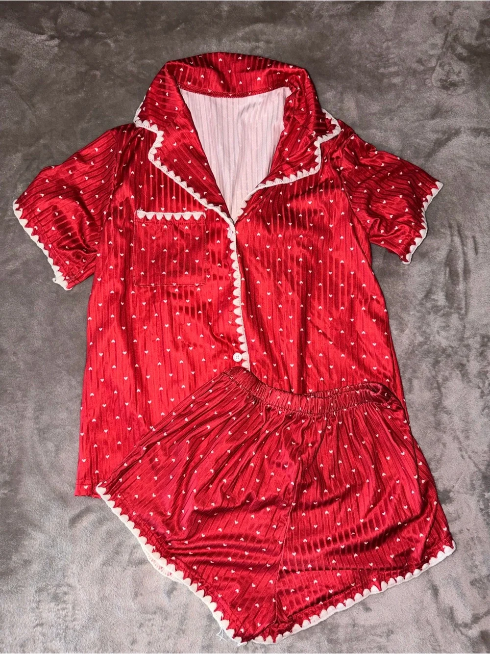 Heart print 2-piece pajamas S